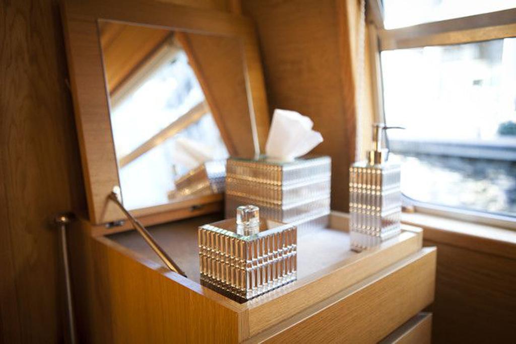 Edinburgh - Houseboats Hotel Buitenkant foto